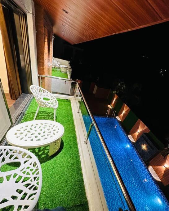 Casa Majestic Lonavala Villa Exterior photo